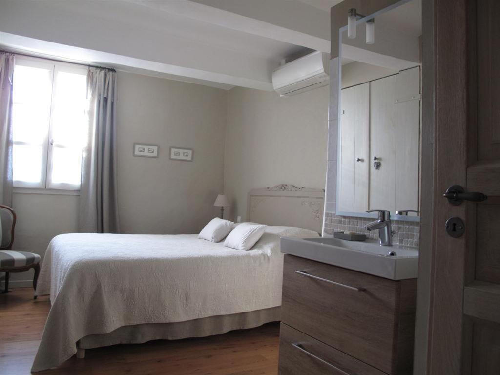 Le Mas De L'Olivier Otel Loriol-du-Comtat Dış mekan fotoğraf